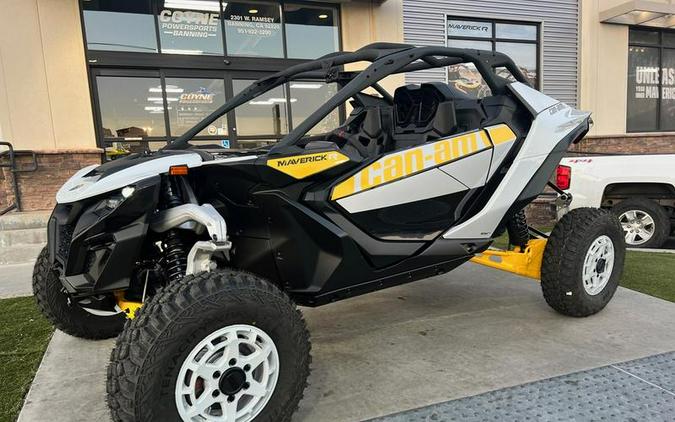 2024 Can-Am® Maverick R 999T DCT