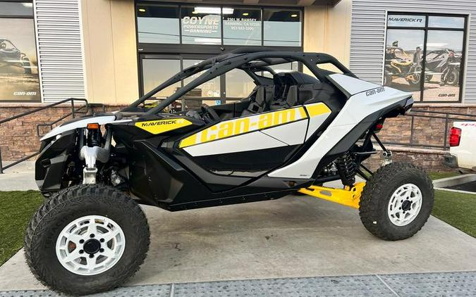 2024 Can-Am® Maverick R 999T DCT