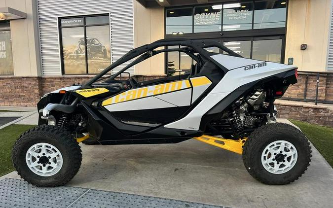 2024 Can-Am® Maverick R 999T DCT