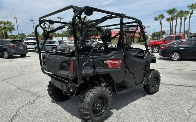 2024 Honda Pioneer 1000-5