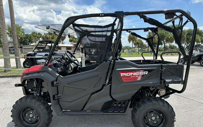 2024 Honda Pioneer 1000-5