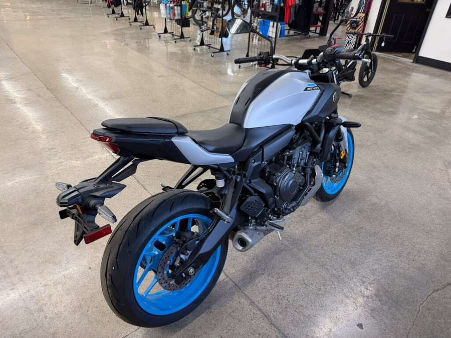 2025 Yamaha MT 07