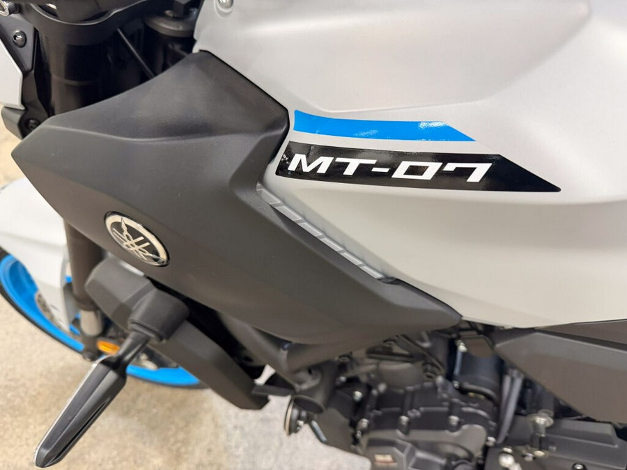 2025 Yamaha MT 07