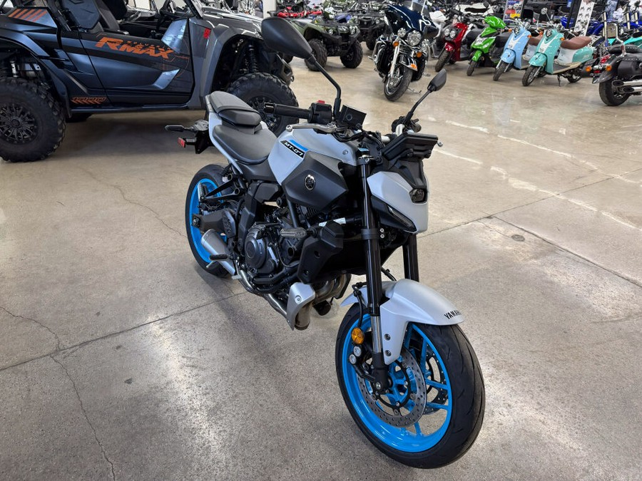 2025 Yamaha MT 07