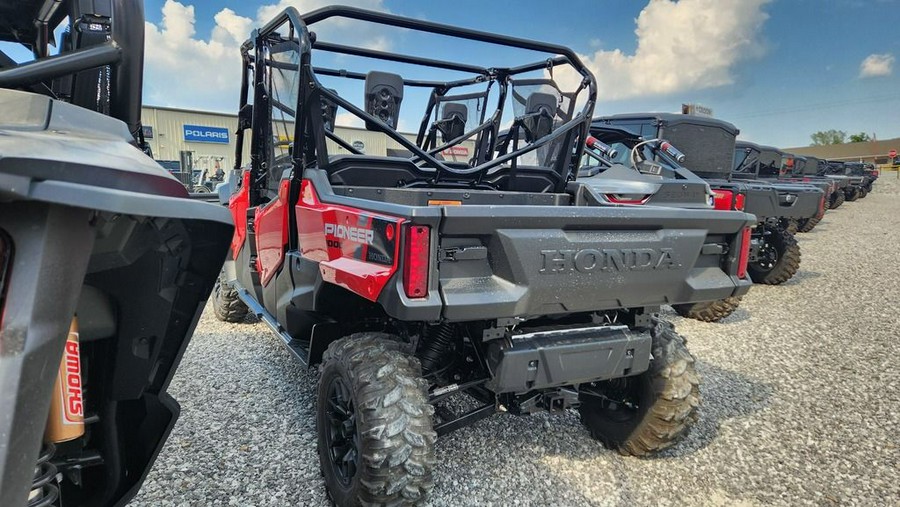 2025 Honda® Pioneer 1000-6 Deluxe Crew
