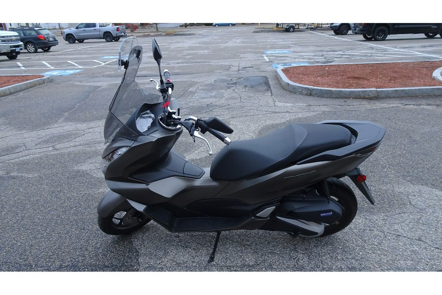 2023 Honda PCX ABS