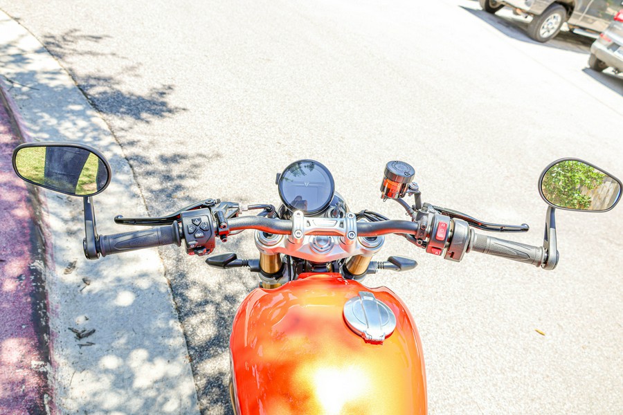 2025 TRIUMPH SPEED TWIN 1200