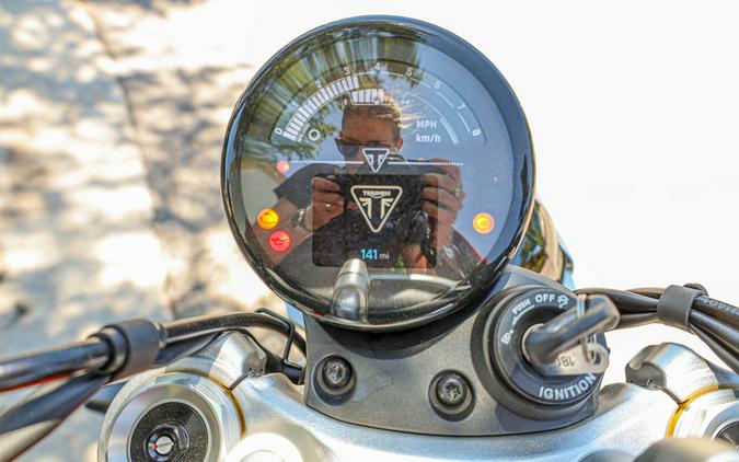 2025 TRIUMPH SPEED TWIN 1200