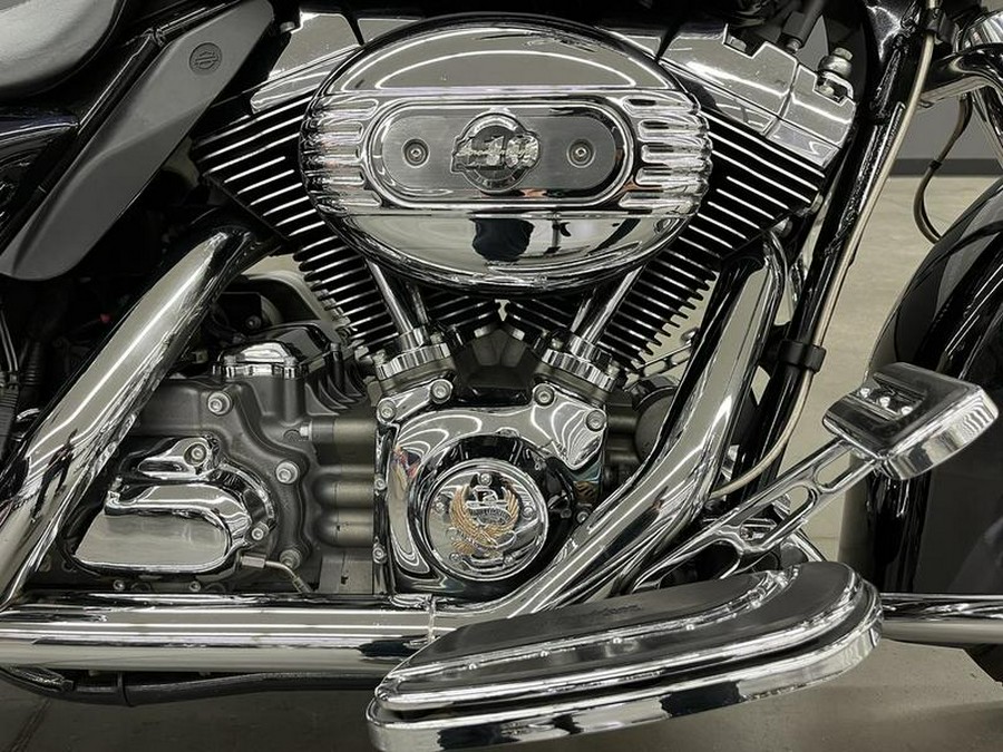 2008 Harley-Davidson® FLHRSE4 - Road King® Screamin' Eagle® 105th Anniversary Edition