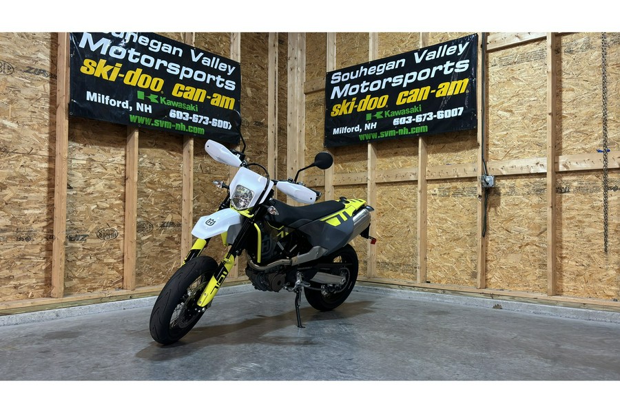 2024 Husqvarna Motorcycles 701 SUPERMOTO