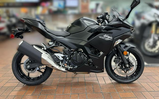 2026 Kawasaki NINJA 500