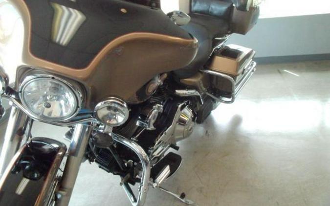 2005 Harley-Davidson® FLHTC - Electra Glide® Classic