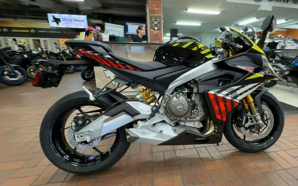 2027 APRILIA RS 660 FACTORY