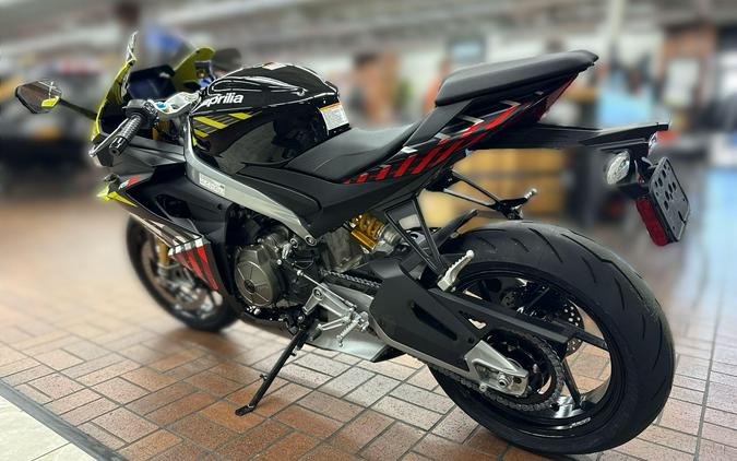2027 APRILIA RS 660 FACTORY