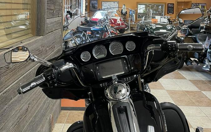 2018 Harley-Davidson Ultra Limited Low Vivid Black