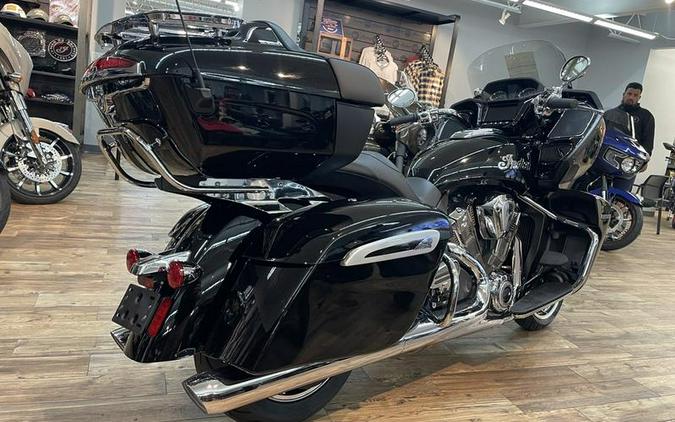 2023 Indian Motorcycle® Pursuit Limited Black Metallic