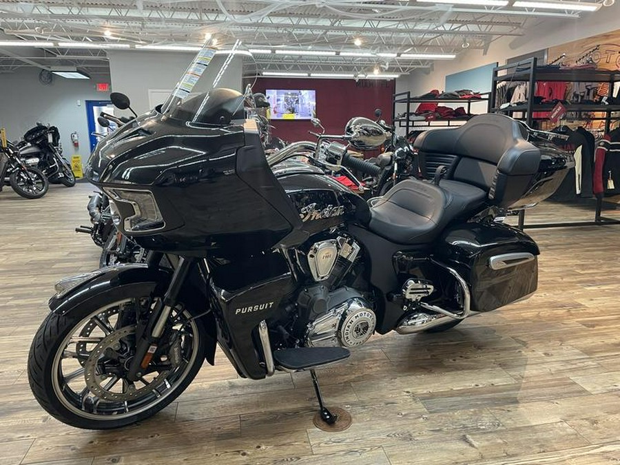 2023 Indian Motorcycle® Pursuit Limited Black Metallic