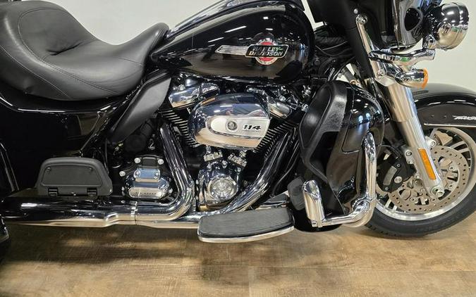 2022 Harley-Davidson® FLHTCUTG - Tri Glide® Ultra