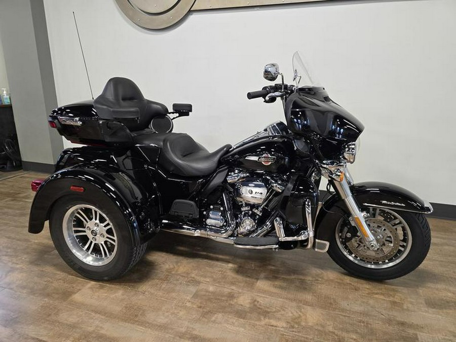 2022 Harley-Davidson® FLHTCUTG - Tri Glide® Ultra