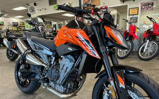 2023 KTM 790 Duke