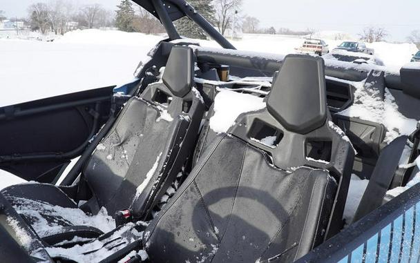 2026 Can-Am® Maverick X3 DS Turbo RR Scandi Blue & Orange Crush