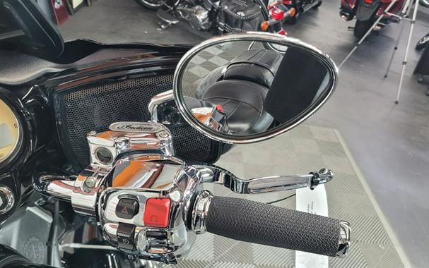 2017 INDIAN CHIEFTAIN (BLACK PEA