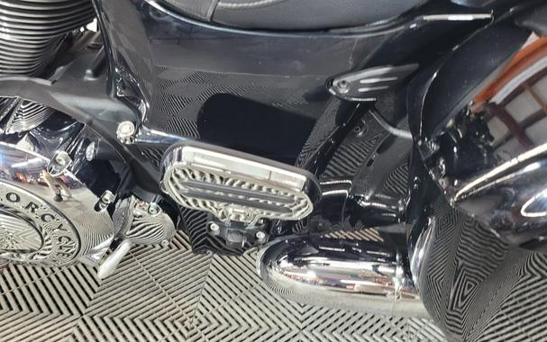 2017 INDIAN CHIEFTAIN (BLACK PEA