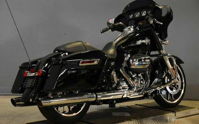 2022 Harley-Davidson Street Glide