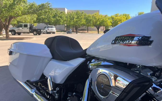 2024 Harley-Davidson® Road Glide® White Onyx Pearl