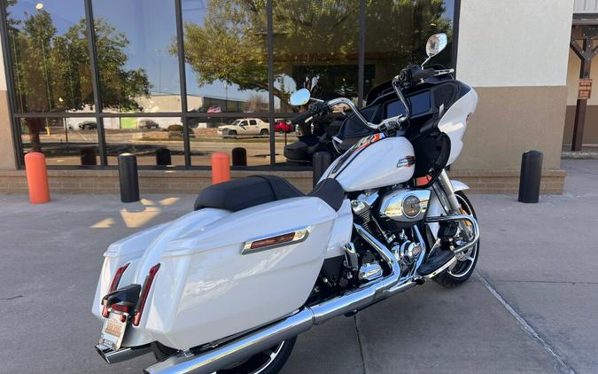 2024 Harley-Davidson® Road Glide® White Onyx Pearl