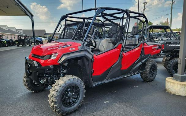 2025 Honda® Pioneer 1000-6 Deluxe Crew