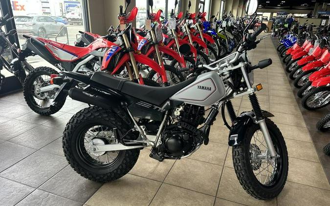 2027 Yamaha TW200