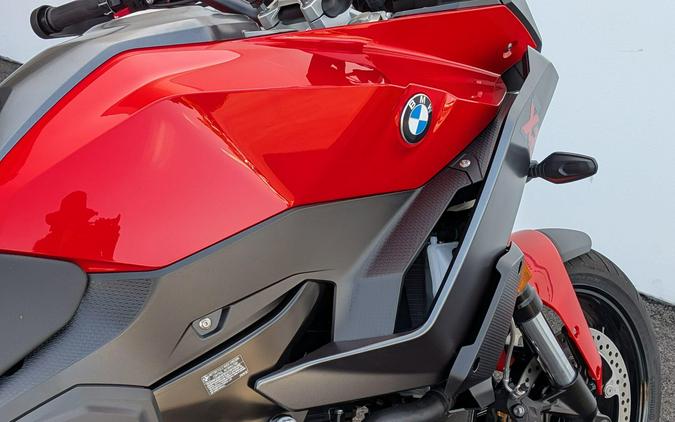 2026 BMW F 900 XR