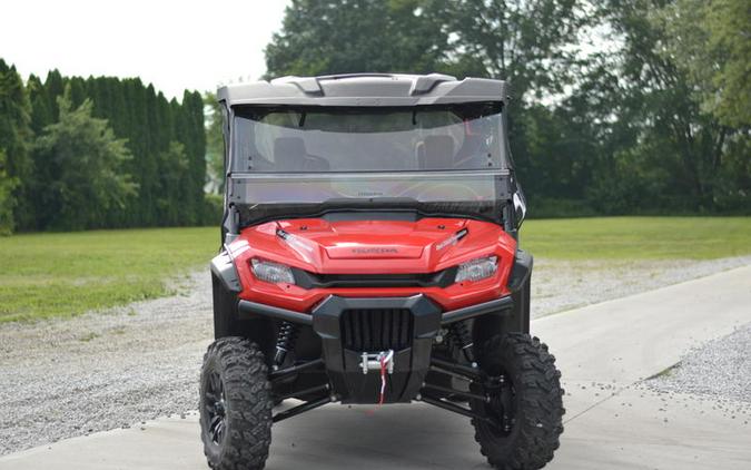 2023 Honda® Pioneer 1000-6 Deluxe Crew