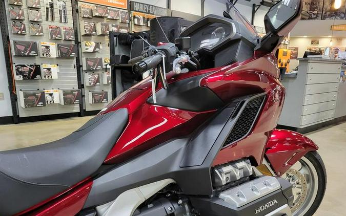 2018 Honda® Gold Wing Candy Ardent Red