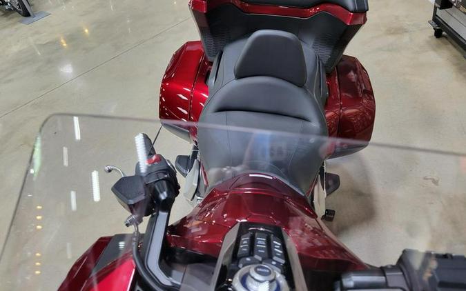 2018 Honda® Gold Wing Candy Ardent Red