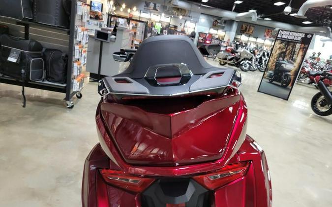 2018 Honda® Gold Wing Candy Ardent Red