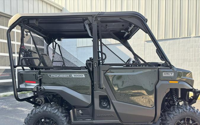 2026 Honda Pioneer 1000-5 Deluxe