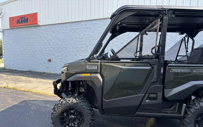 2026 Honda Pioneer 1000-5 Deluxe