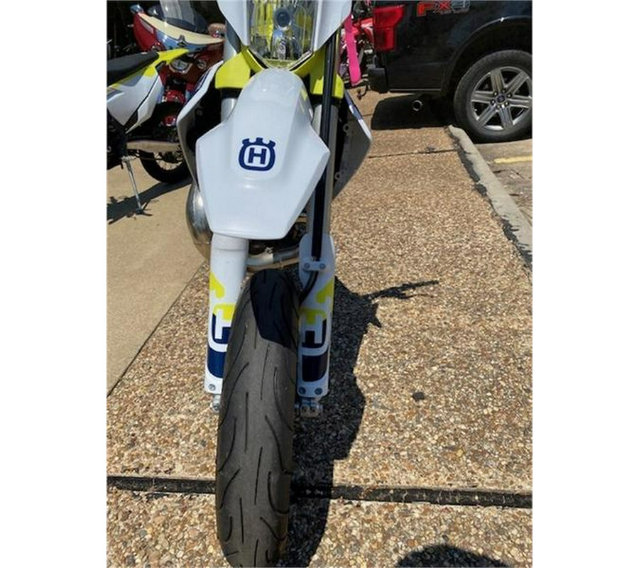 2023 Husqvarna® TE 300