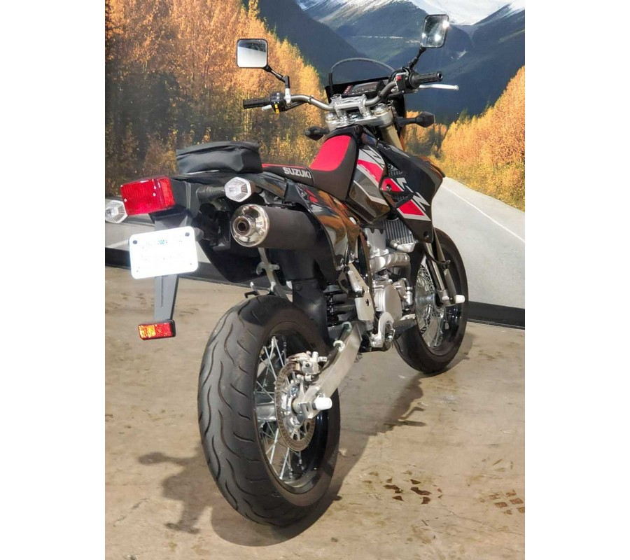 2021 Suzuki DR-Z400SMM1 CA Base