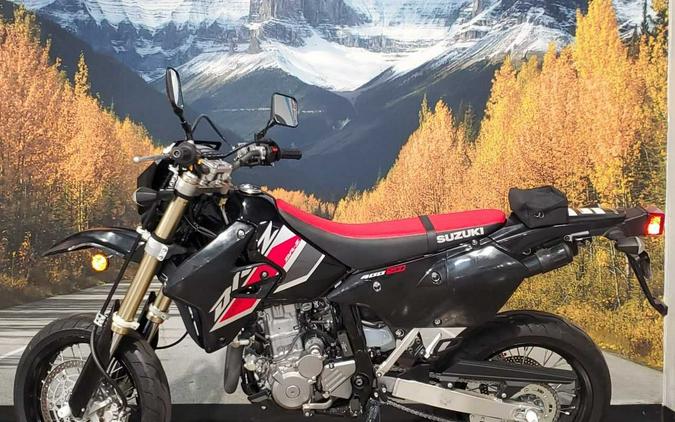 2021 Suzuki DR-Z400SMM1 CA Base