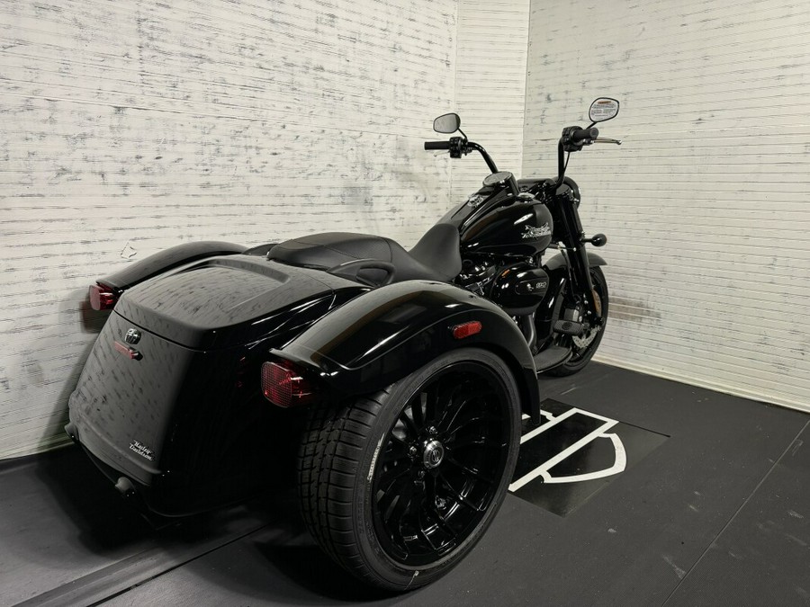 2024 Harley-Davidson Freewheeler