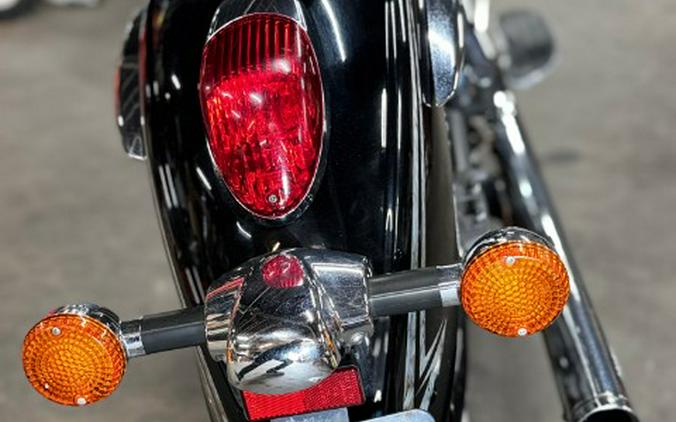 2011 Kawasaki Vulcan® 900 Classic SE