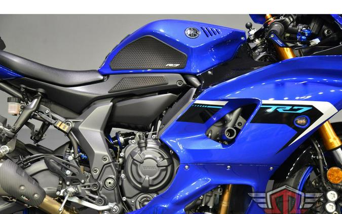 2025 Yamaha YZF-R7