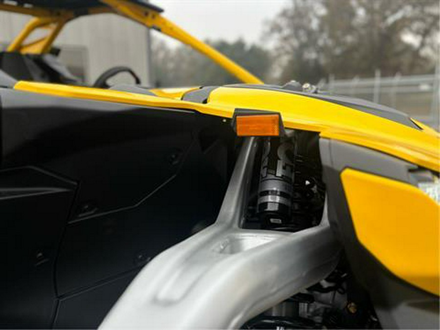 2024 Can-Am Maverick R X RS 999T DCT