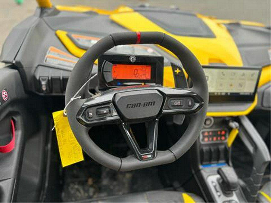 2024 Can-Am Maverick R X RS 999T DCT