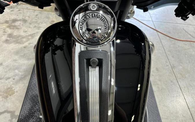 2009 Harley-Davidson® FLHTCU - Ultra Classic® Electra Glide®