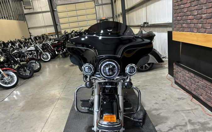 2009 Harley-Davidson® FLHTCU - Ultra Classic® Electra Glide®