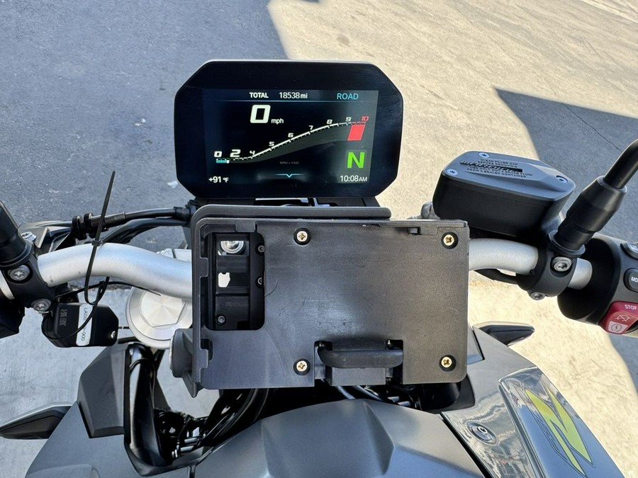 2023 BMW F 900 R Exclusive